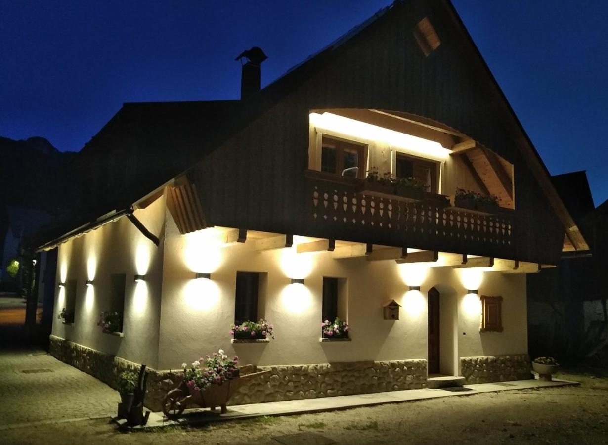 Villa Greuth Hutte à Tarvisio Extérieur photo
