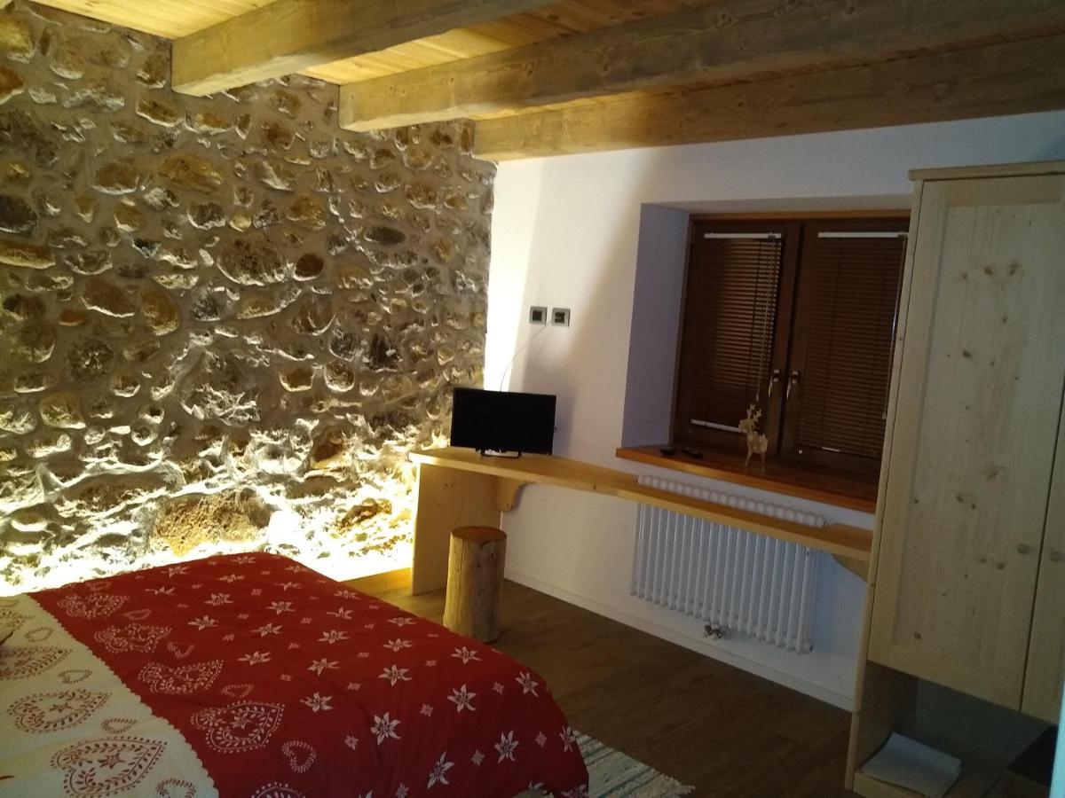 Villa Greuth Hutte à Tarvisio Extérieur photo